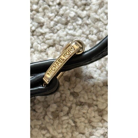 Michael Kors Fulton Large Pebbled Leather Crossbody Bag - Picture 4 of 8